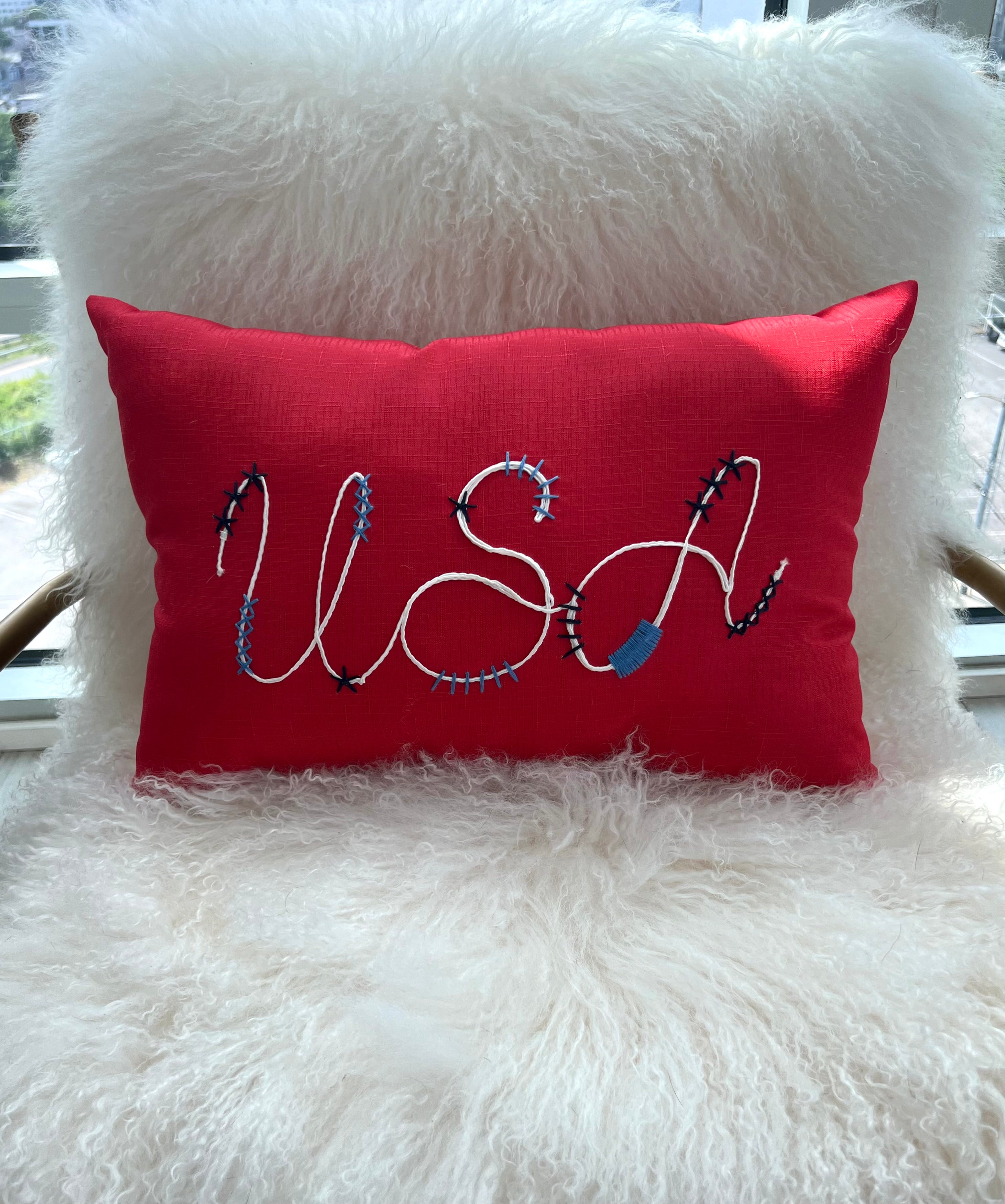 USA Pillow | Red